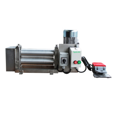 MACHINE A LAMINER ELECTRIQUE (L 300 MM)