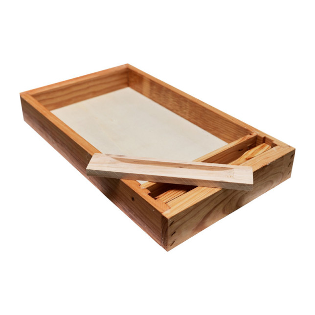 NOURRISSEUR COUVRE-CADRES BOIS PARAFFINE DDT 6 C (280x500x70)
